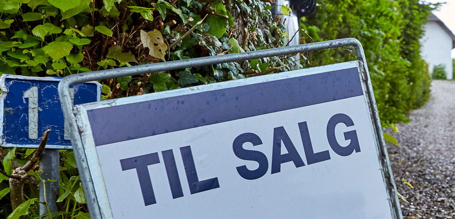 Til salg skilt