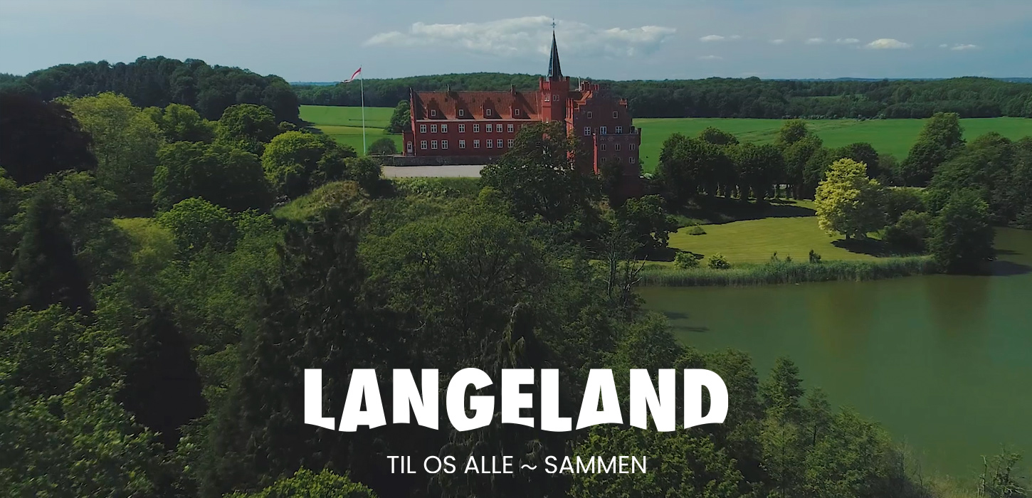 Dronefoto Tranekær Slot på Nordlangeland