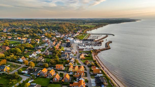 Luftfoto af Lohals på Nordlangeland